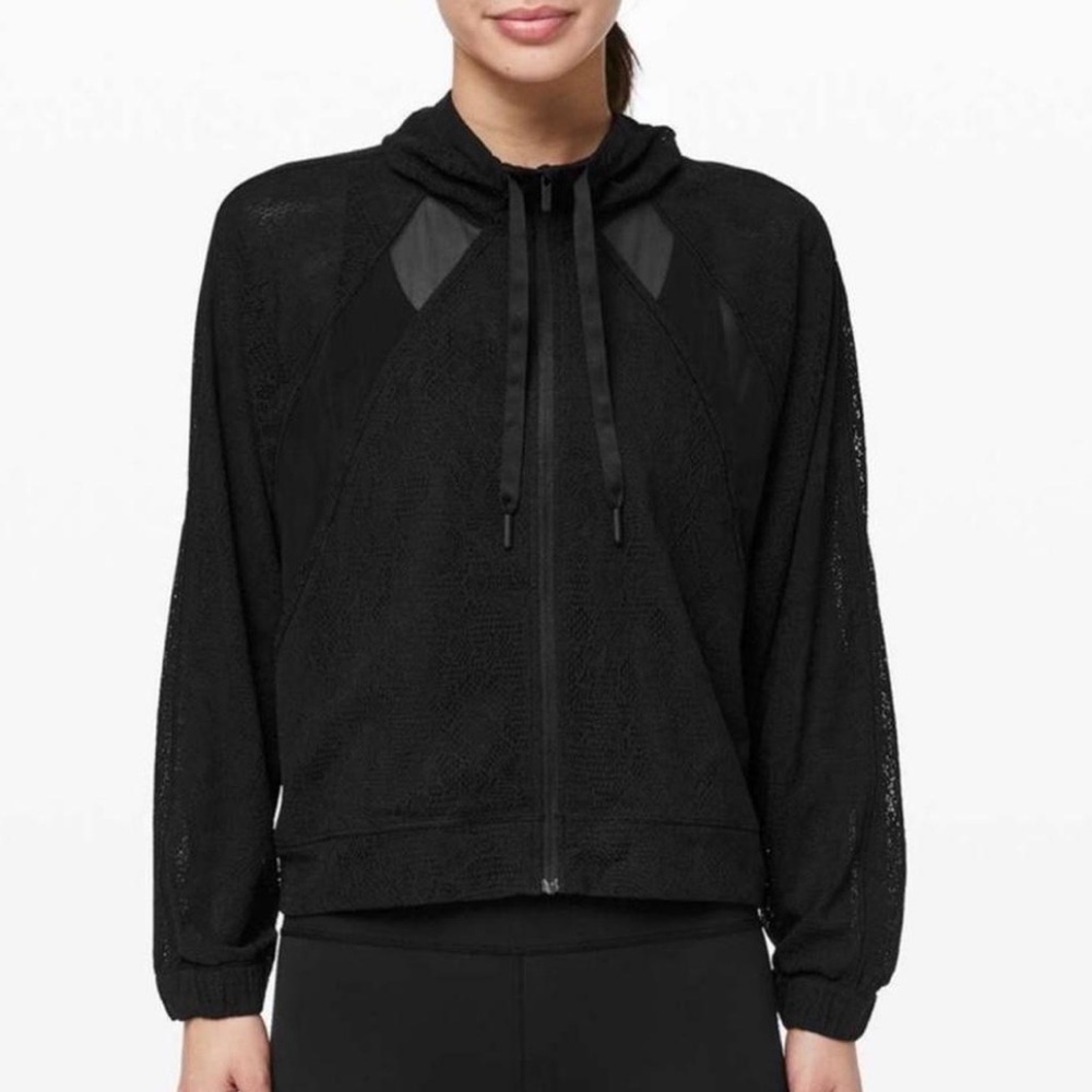 LULULEMON Lighweight In Depth Black Mesh Panel Jacket